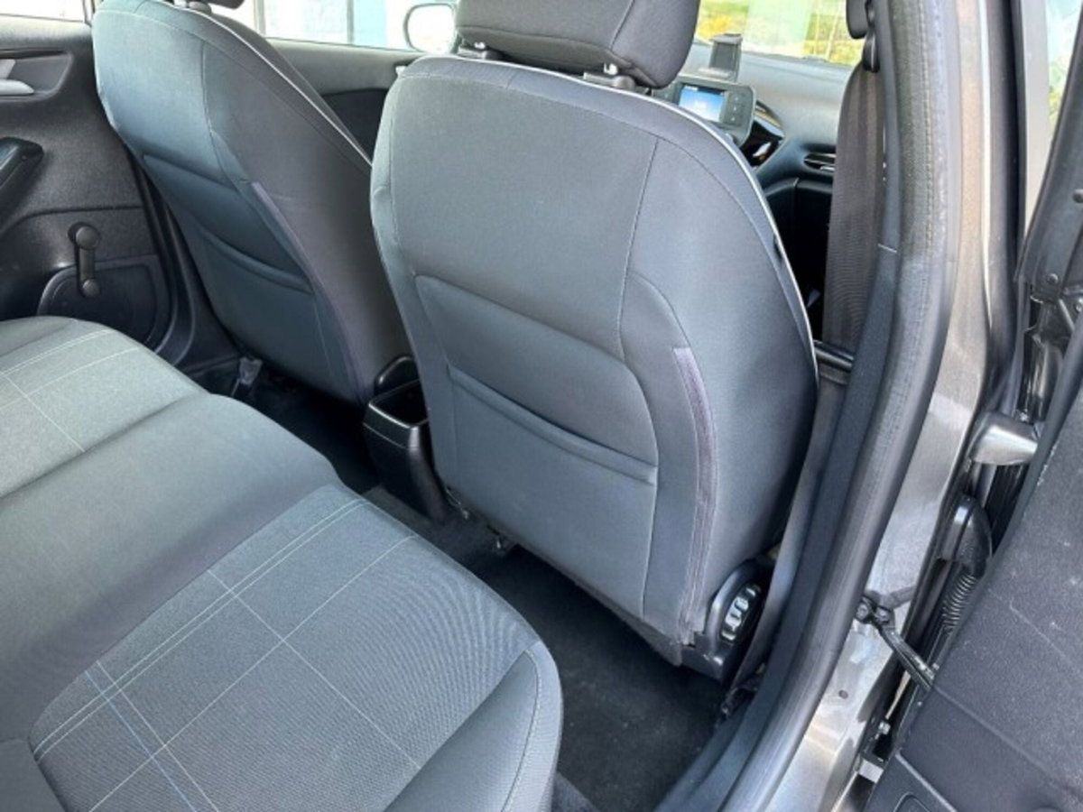 Ford Fiesta 1.5 TDCi 5 porte Plus (15)