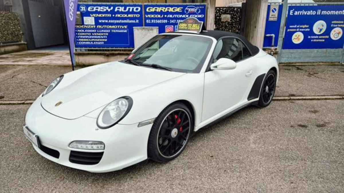 Porsche 911 Cabrio Carrera 4 GTS