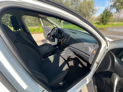 Dacia Sandero 1.2 GPL 75CV Ambiance (17)