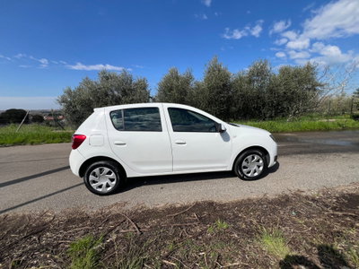 Dacia Sandero 1.2 GPL 75CV Ambiance (4)