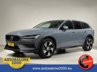 Volvo V60 Cross Country 2.0 b4 Core awd auto usata