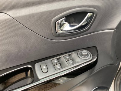 Renault Captur dCi 8V 90 CV Start&Stop Energy Intens (15)