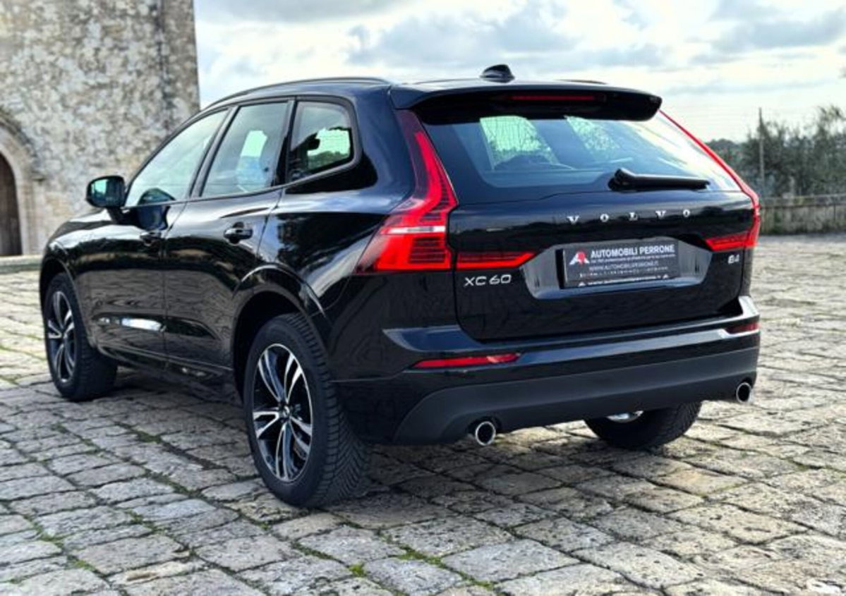 Volvo XC60 B4 Geartronic Momentum Pro (13)