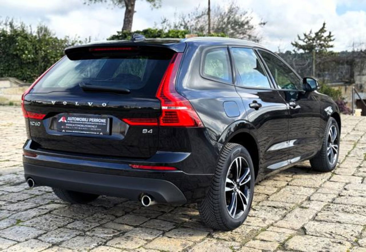 Volvo XC60 B4 Geartronic Momentum Pro (15)