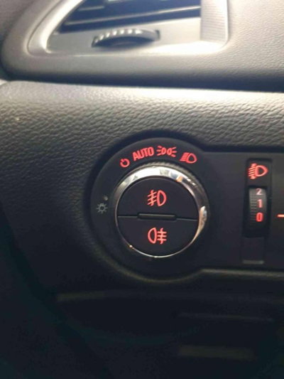 Opel Astra 1.7 CDTI 125CV 5 porte Cosmo (17)