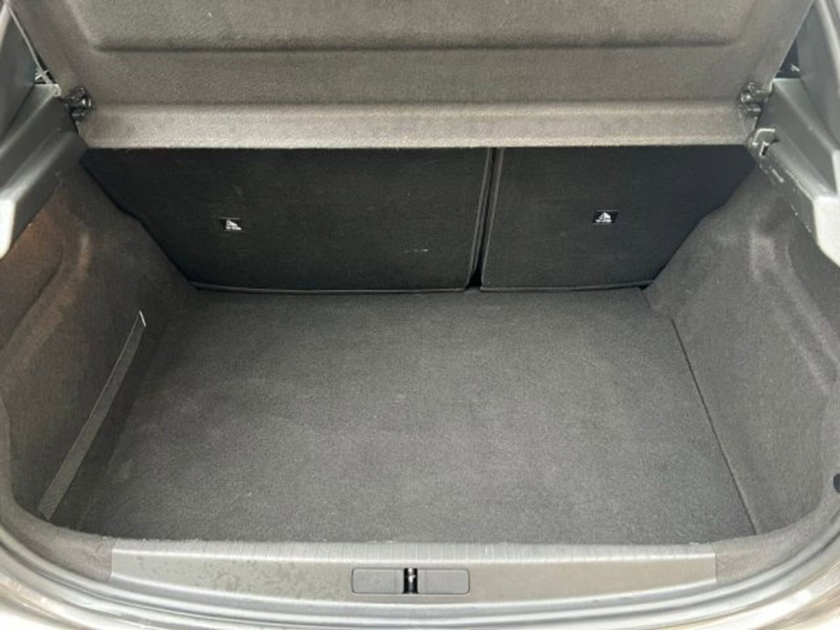 Peugeot 208 BlueHDi 100 Stop&Start 5 porte Allure Pack (19)