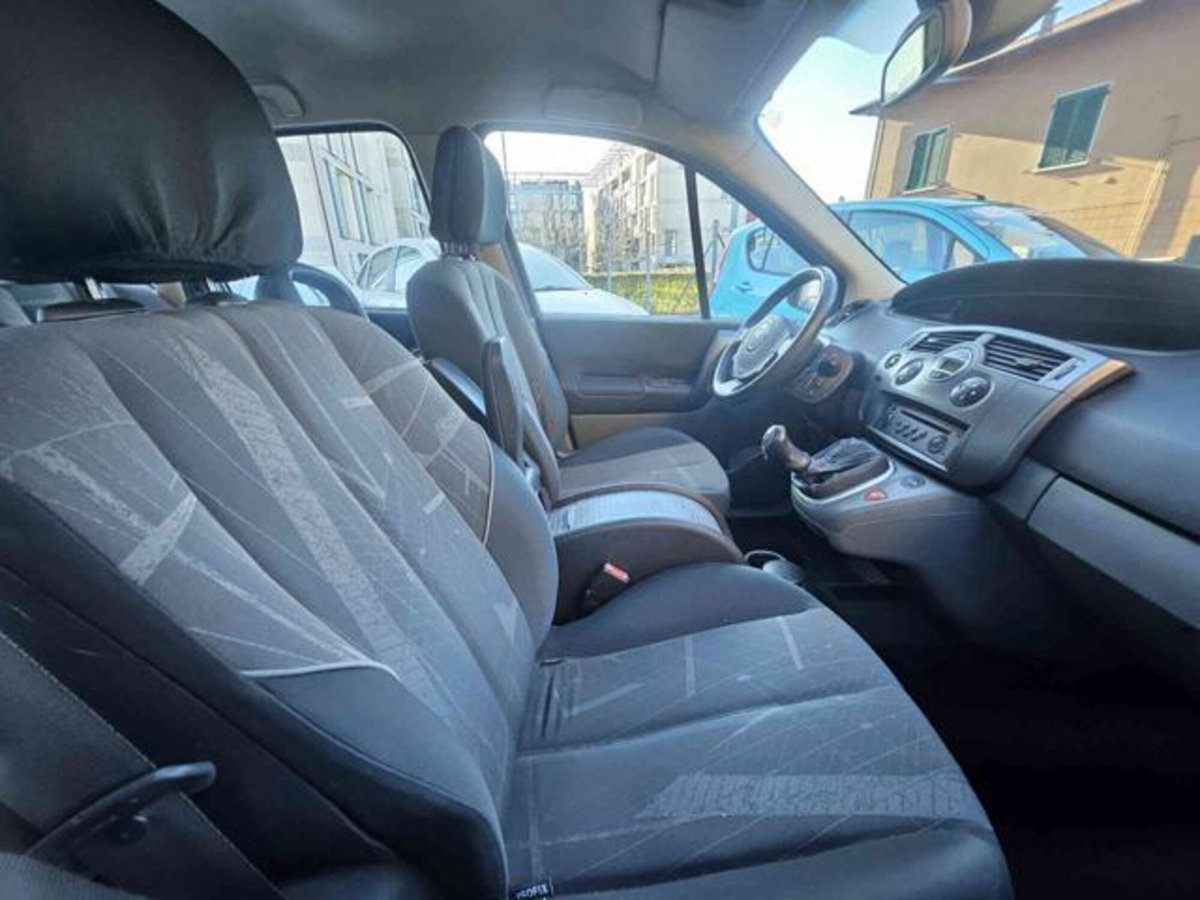 Renault Scenic E-Tech Electric 1.6 16V Luxe Dynamique (12)
