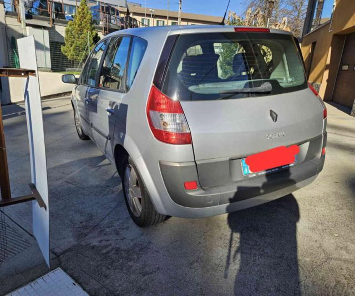 Renault Scenic E-Tech Electric 1.6 16V Luxe Dynamique (7)