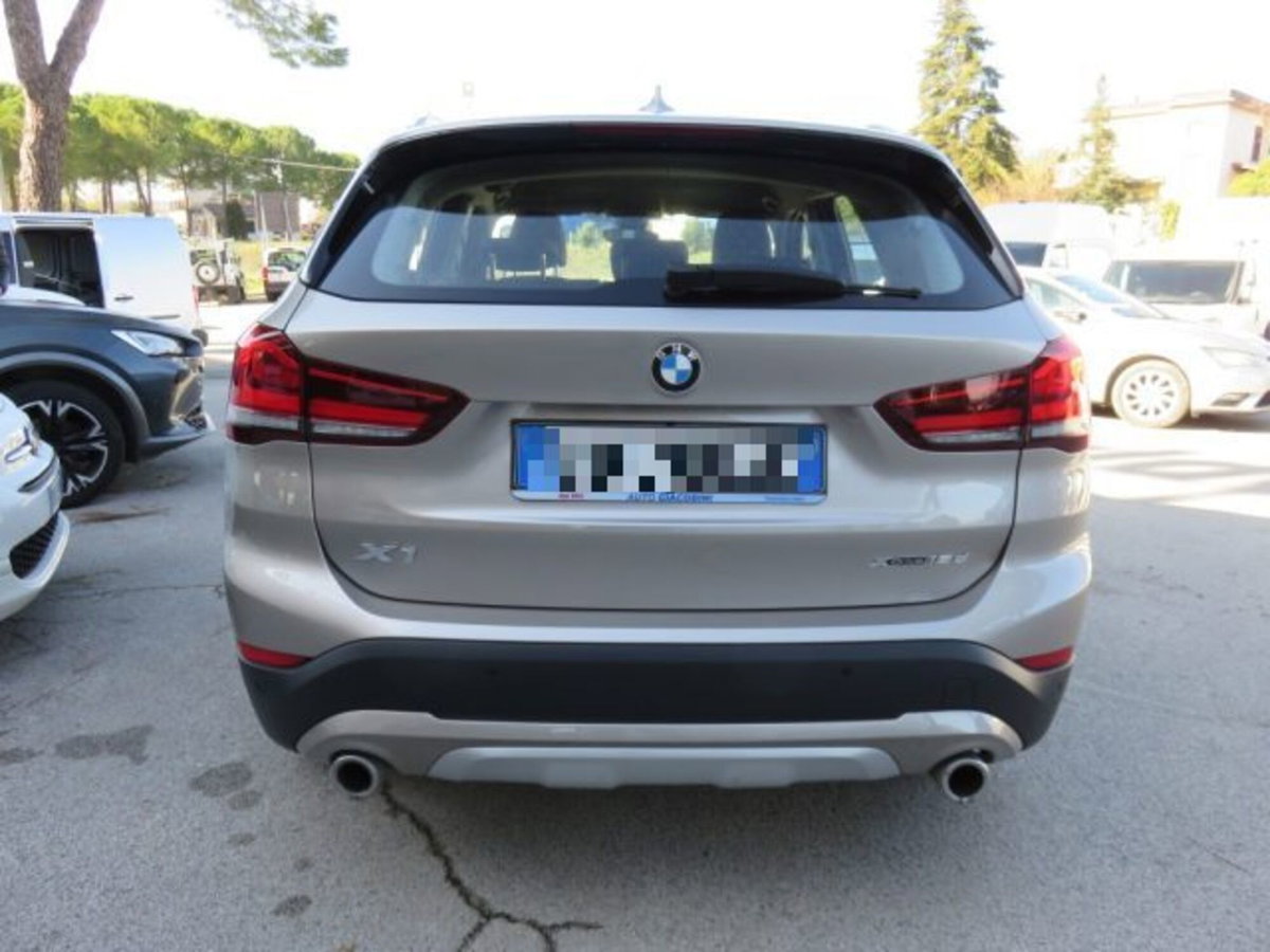 BMW X1 xDrive18d xLine Plus (3)
