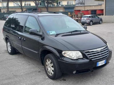 Chrysler Grand Voyager Grand Voyager 2.8 CRD cat Limited Auto usata