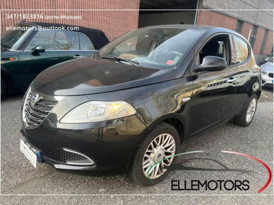 Lancia Ypsilon 1.2 69 CV 5 porte Silver usata
