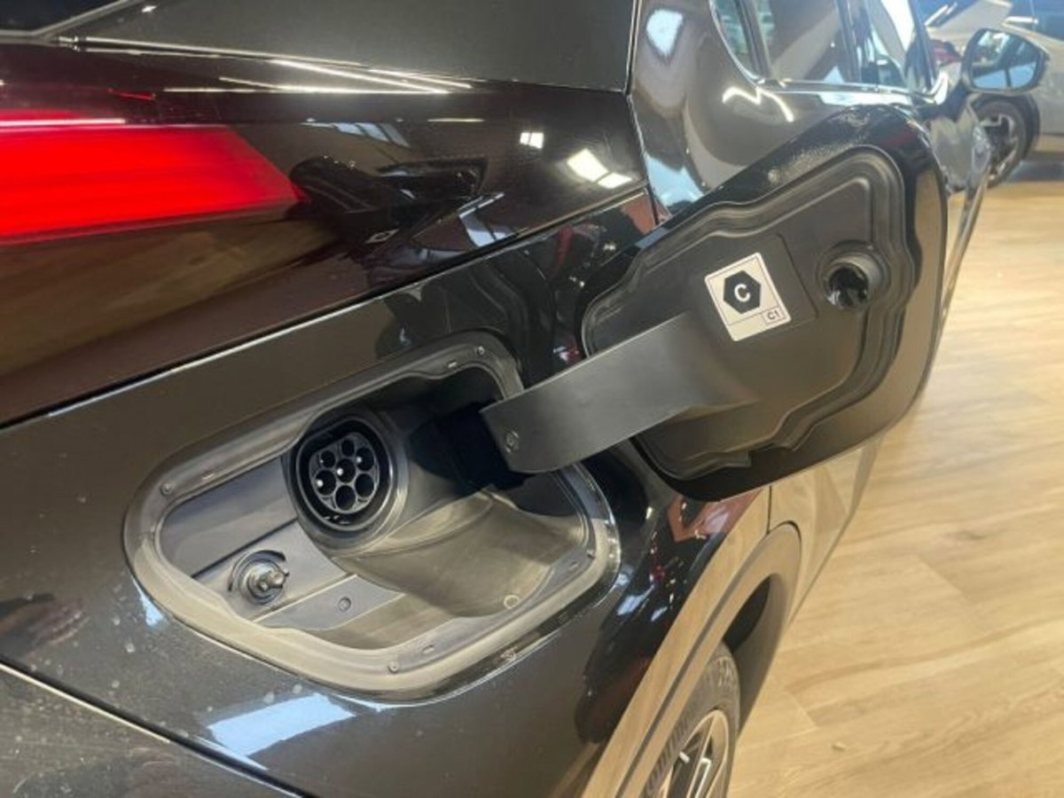 Toyota Toyota C-HR 2.0 phev GR Sport fwd e-cvt (15)