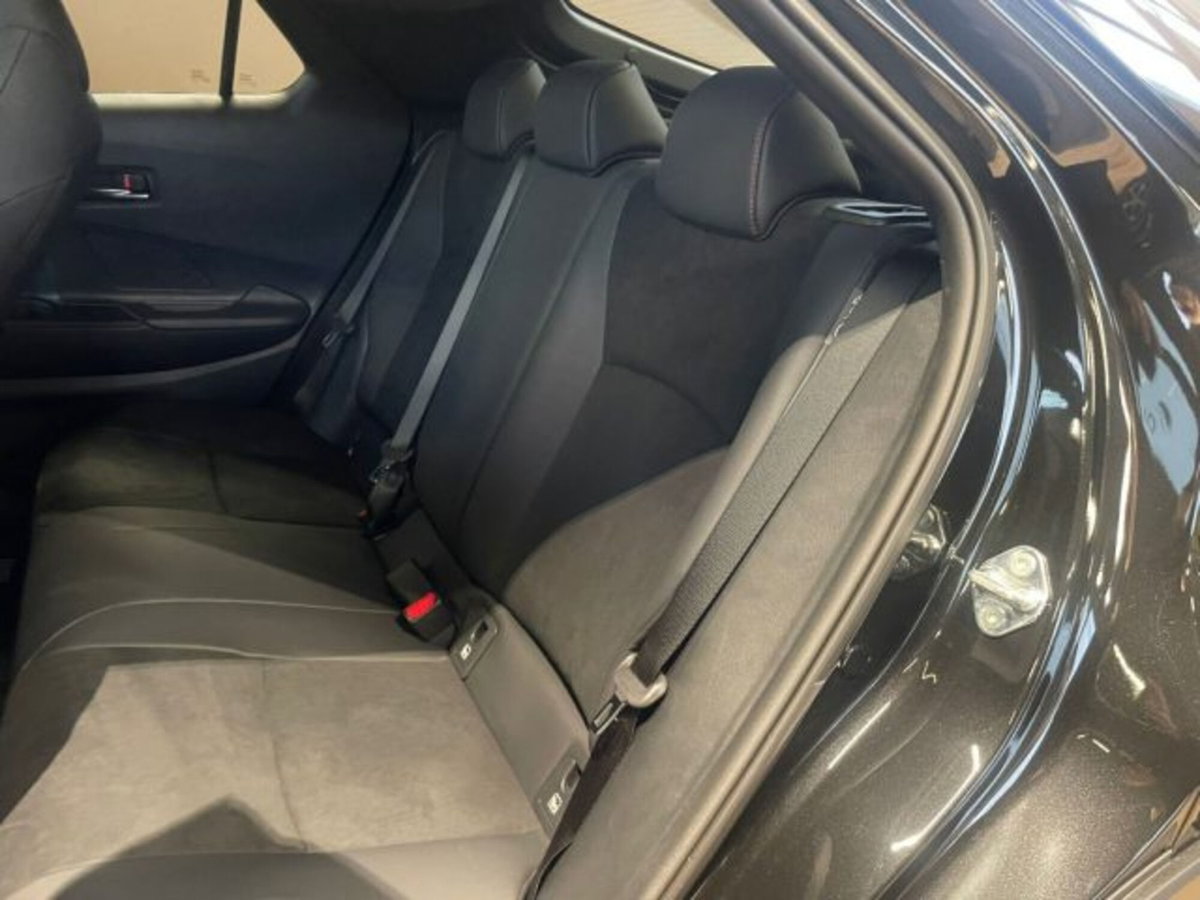 Toyota Toyota C-HR 2.0 phev GR Sport fwd e-cvt (8)
