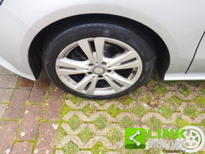 Mercedes-Benz Classe A 180 d Automatic Sport (9)
