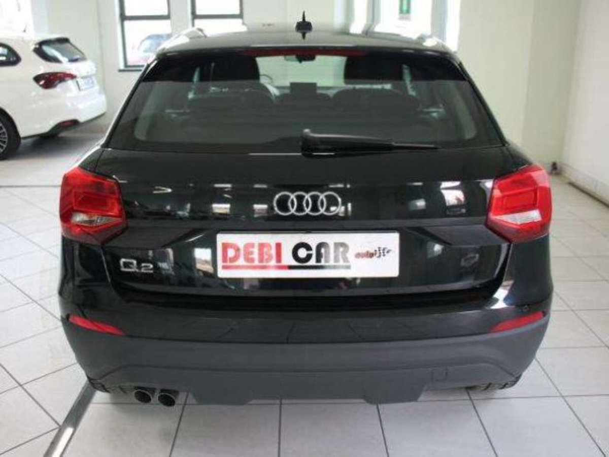 Audi Q2 35 2.0 tdi Identity Black s-tronic (5)