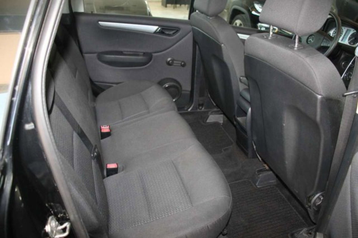Mercedes-Benz Classe B 180 CDI (10)