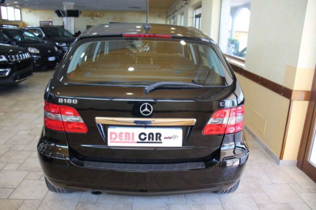 Mercedes-Benz Classe B 180 CDI (4)