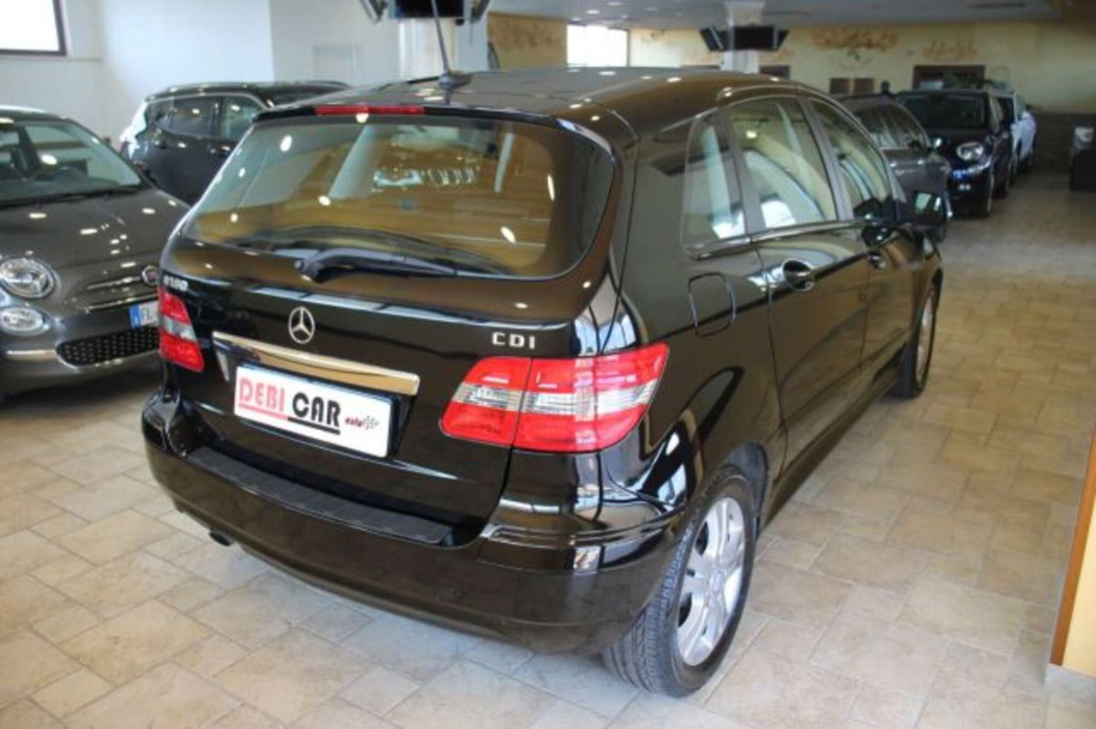 Mercedes-Benz Classe B 180 CDI (5)