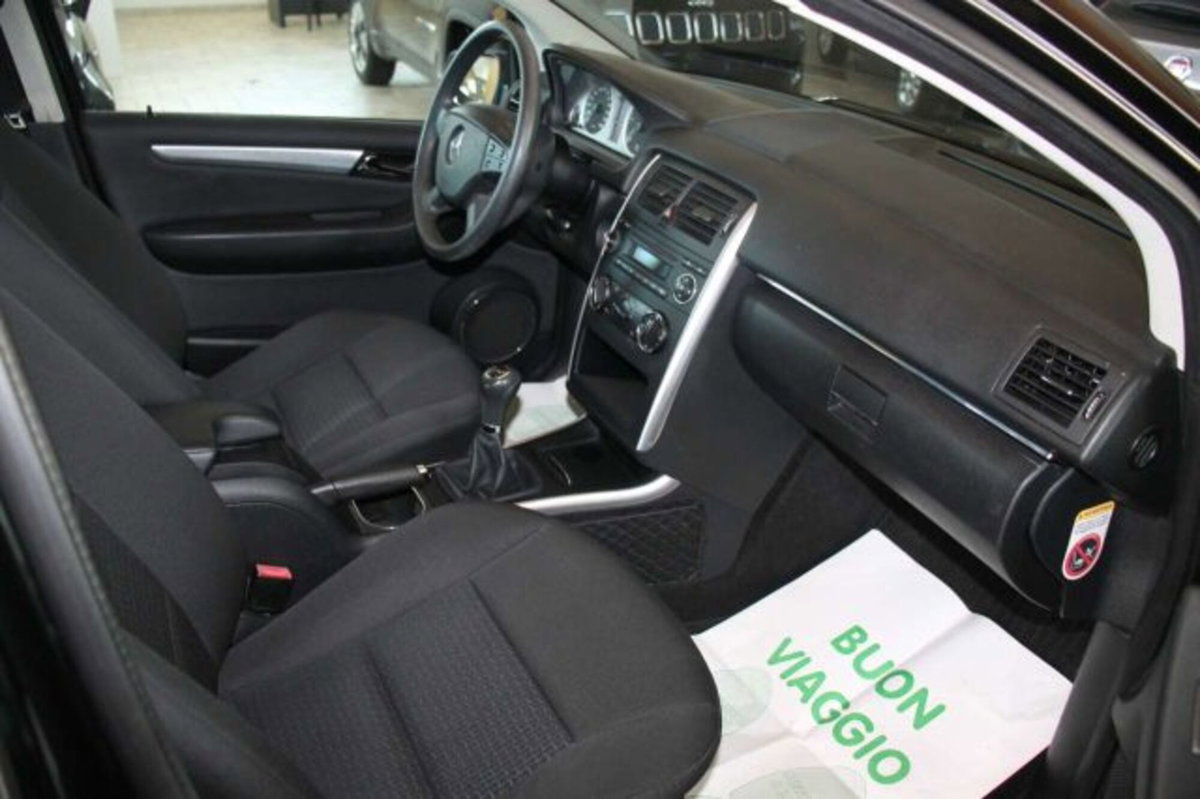 Mercedes-Benz Classe B 180 CDI (8)