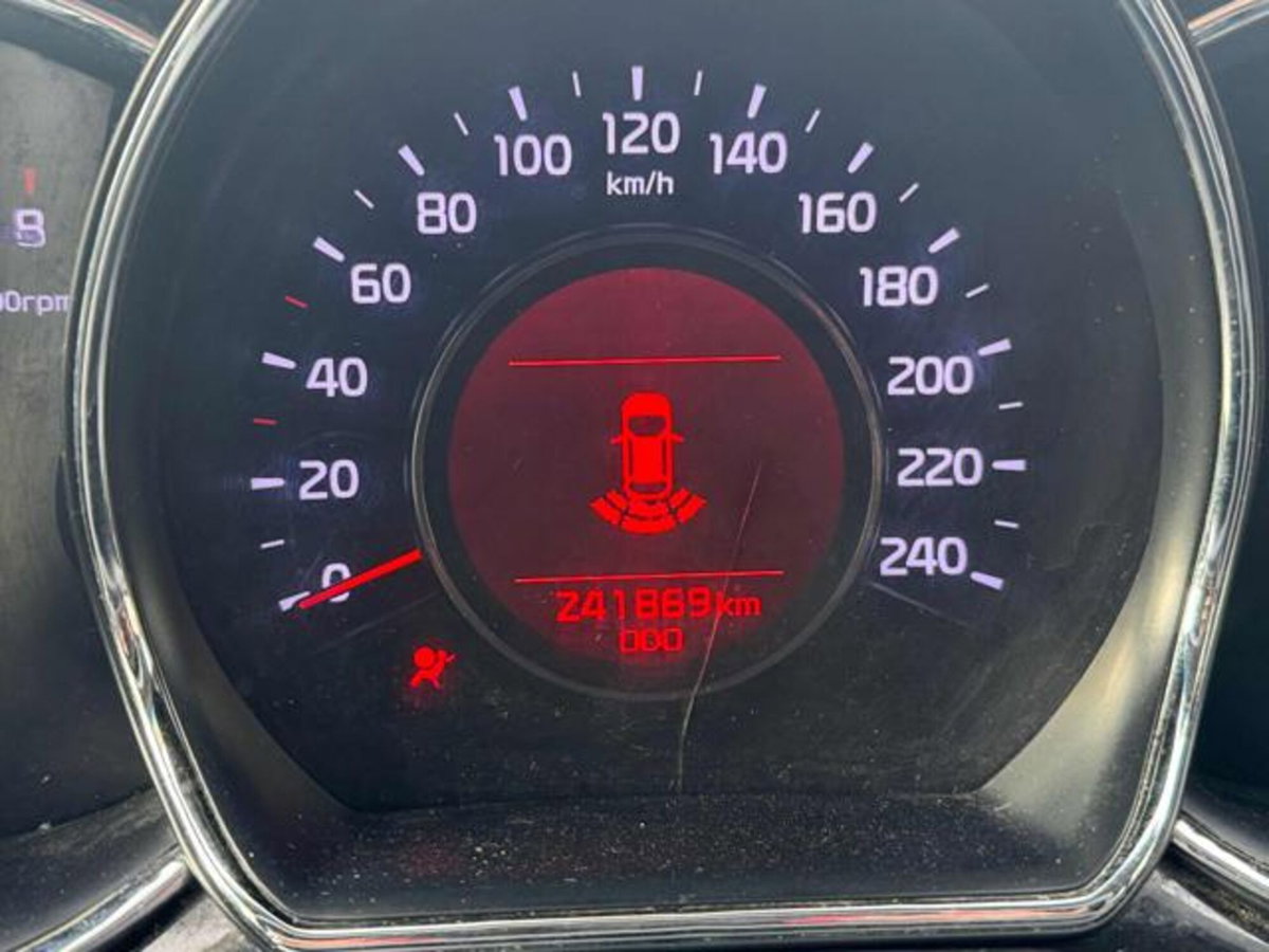 Kia cee'd 1.4 GPL 5 porte Class (11)