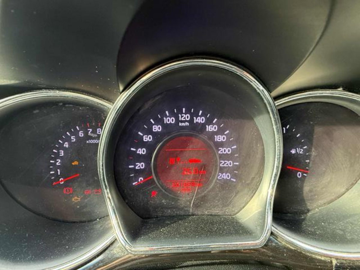 Kia cee'd 1.4 GPL 5 porte Class (13)