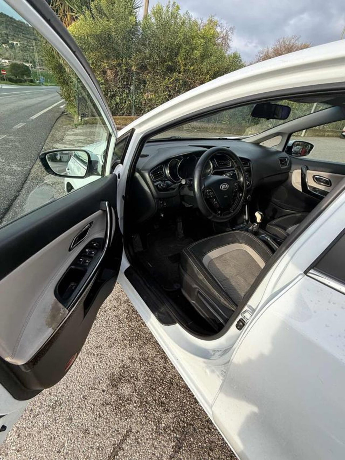 Kia cee'd 1.4 GPL 5 porte Class (8)