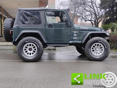 Jeep Wrangler 4.0 cat Sport (4)