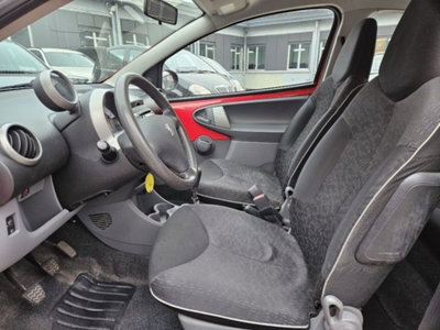 Peugeot 107 68CV 3p. Access (6)