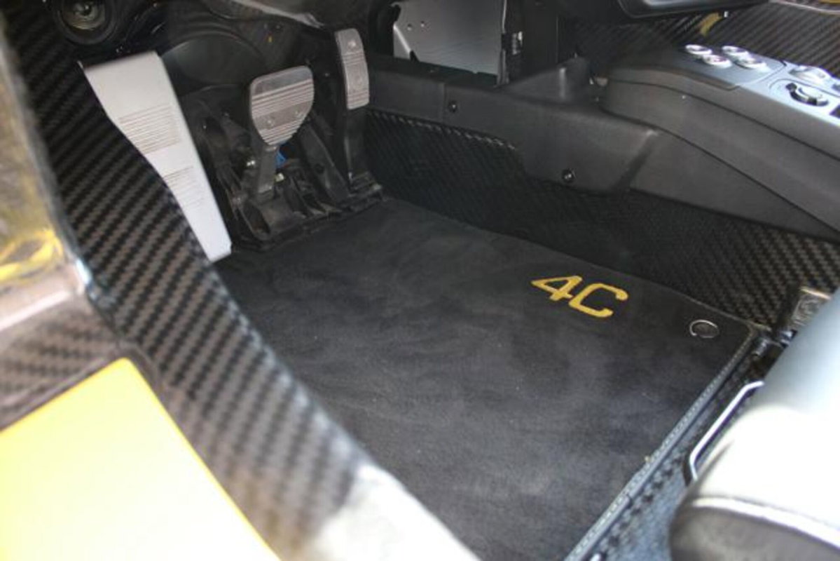 Alfa Romeo 4C Spider 4C 1750 TBi Spider Italia (14)