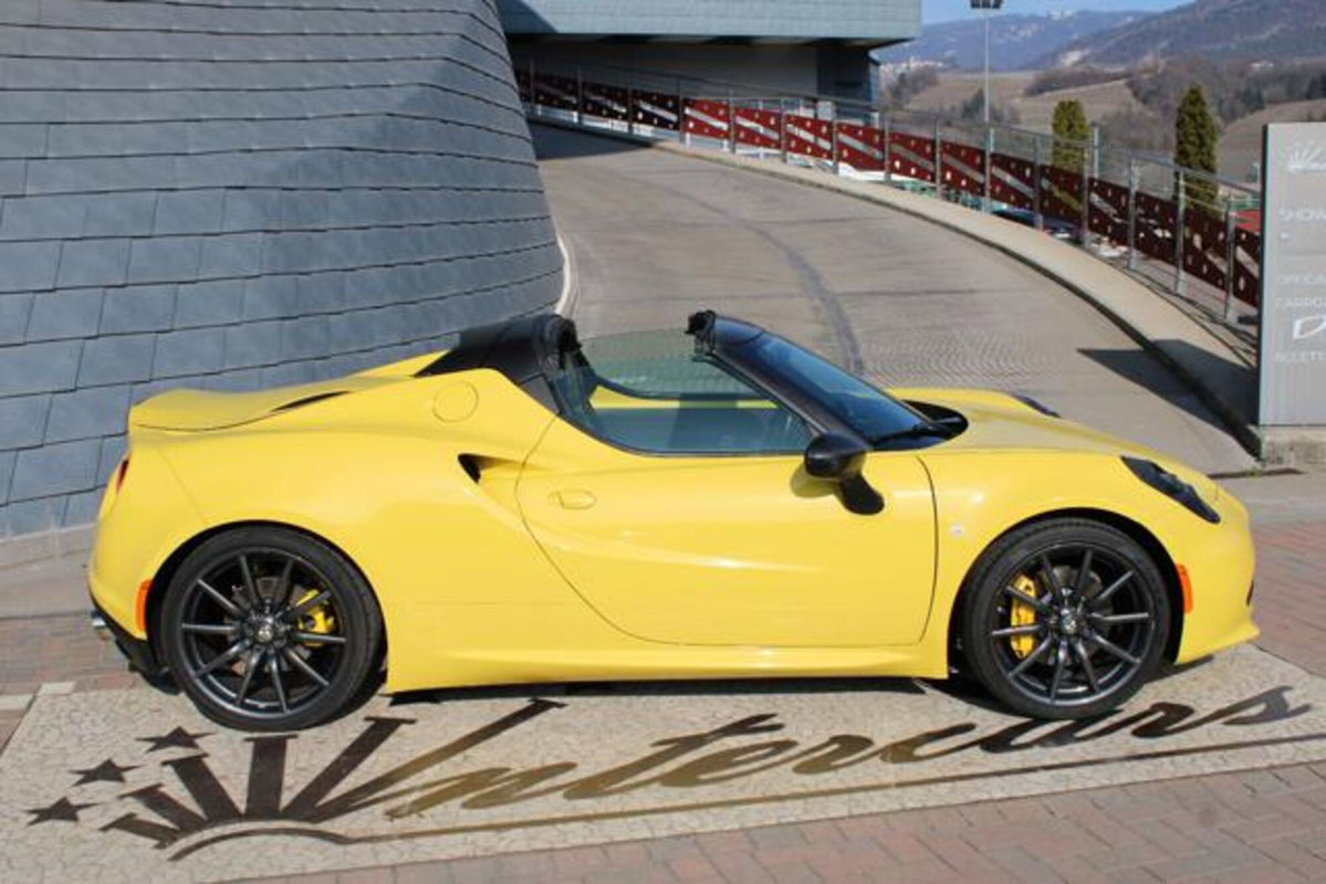 Alfa Romeo 4C Spider 4C 1750 TBi Spider Italia (7)