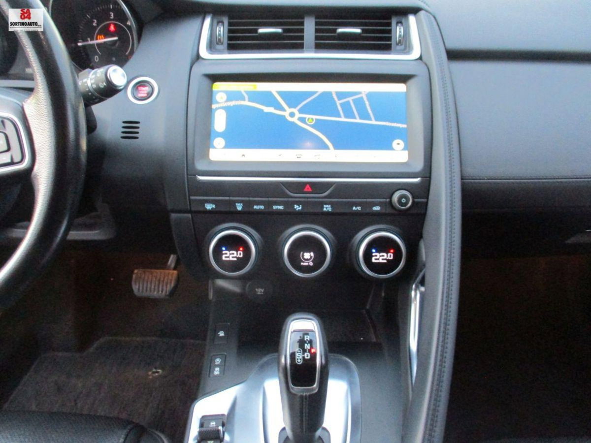 Jaguar E-Pace 2.0D 150 CV AWD aut. S (10)