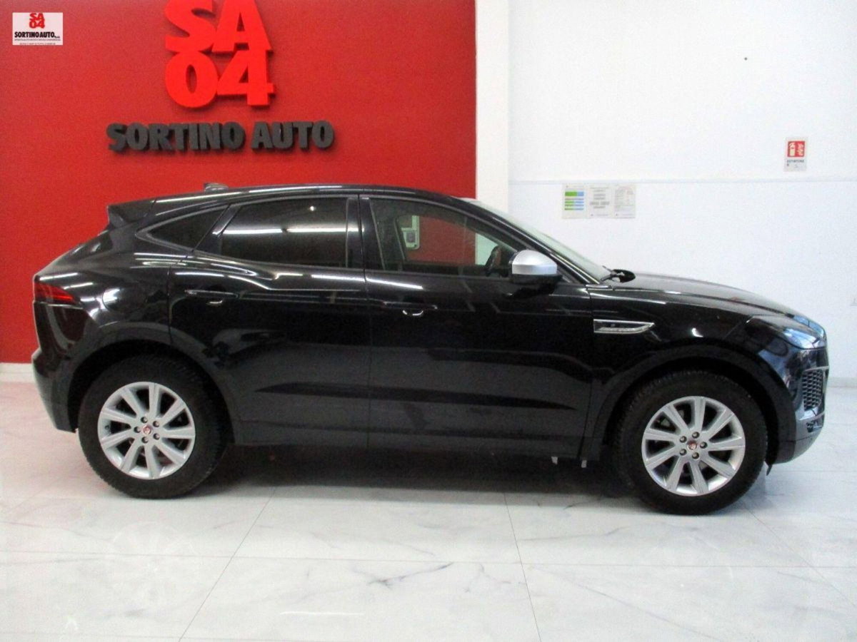 Jaguar E-Pace 2.0D 150 CV AWD aut. S (4)