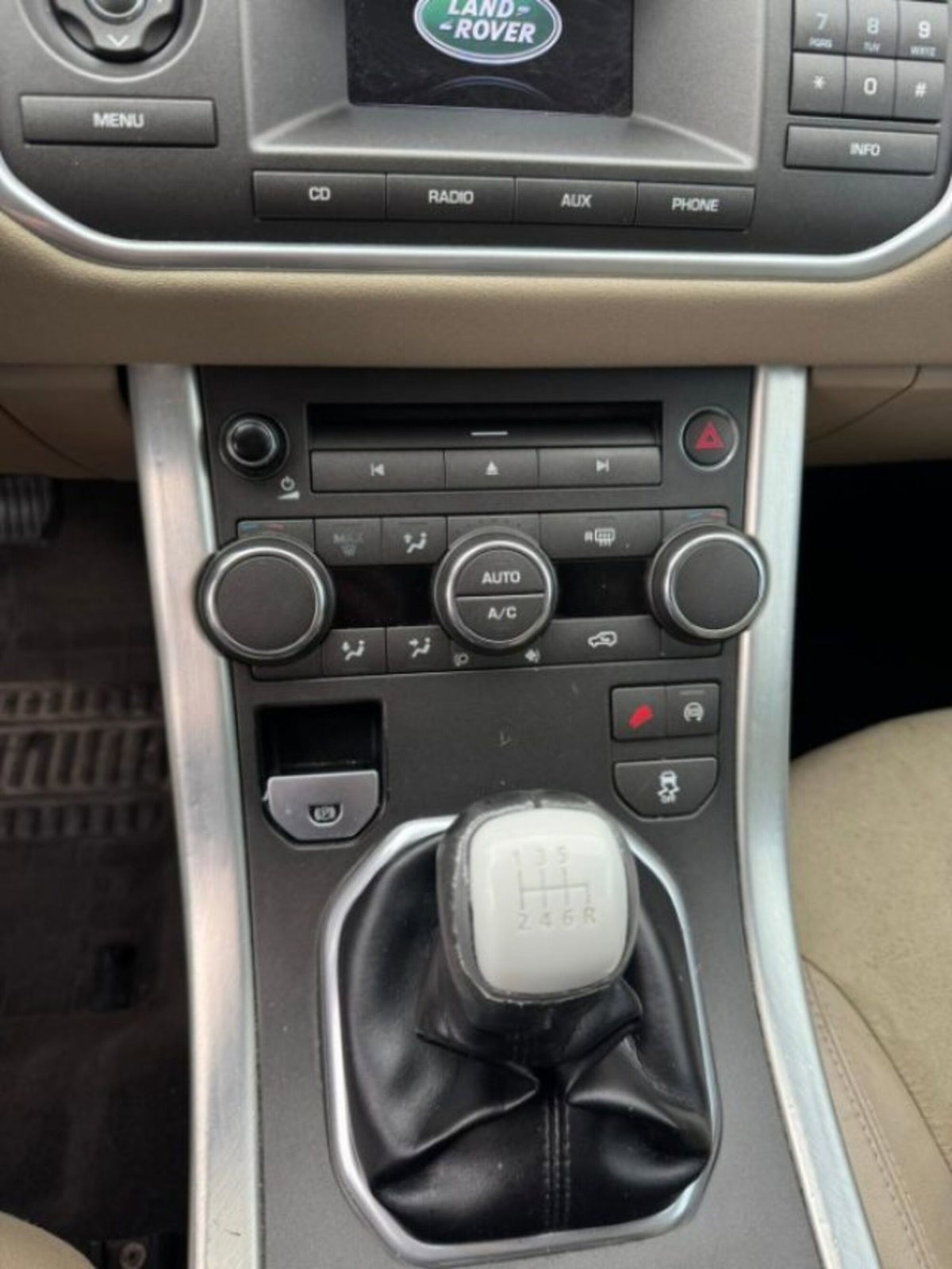 Land Rover Range Rover Evoque 2.2 TD4 5p. Pure (8)