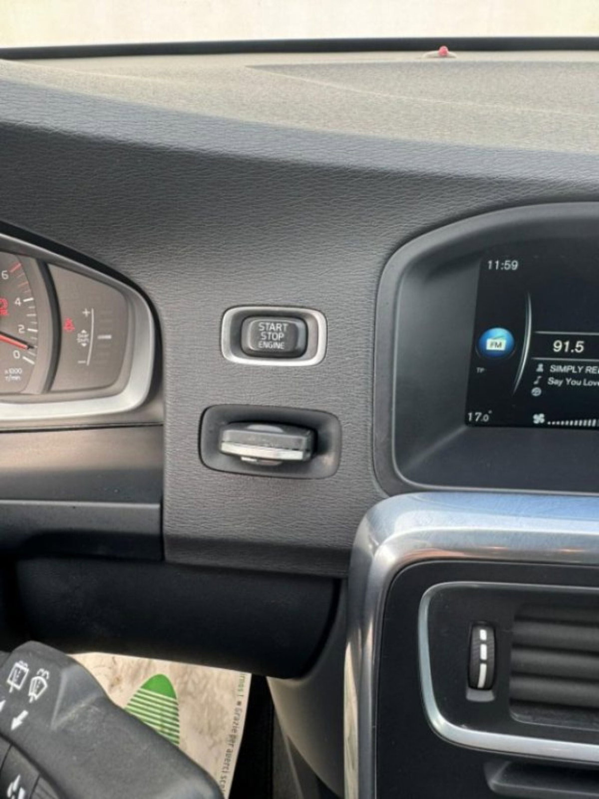 Volvo V60 D2 R-design Momentum (12)