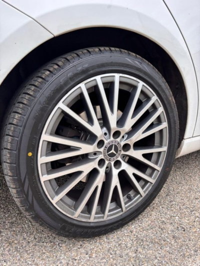 Mercedes-Benz CLA Shooting Brake 200 Automatic Shooting Brake Executive (5)