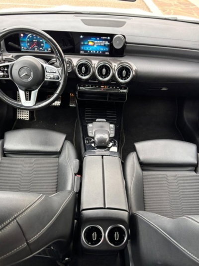 Mercedes-Benz CLA Shooting Brake 200 Automatic Shooting Brake Executive (6)