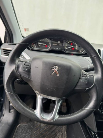 Peugeot 2008 82 Active (10)