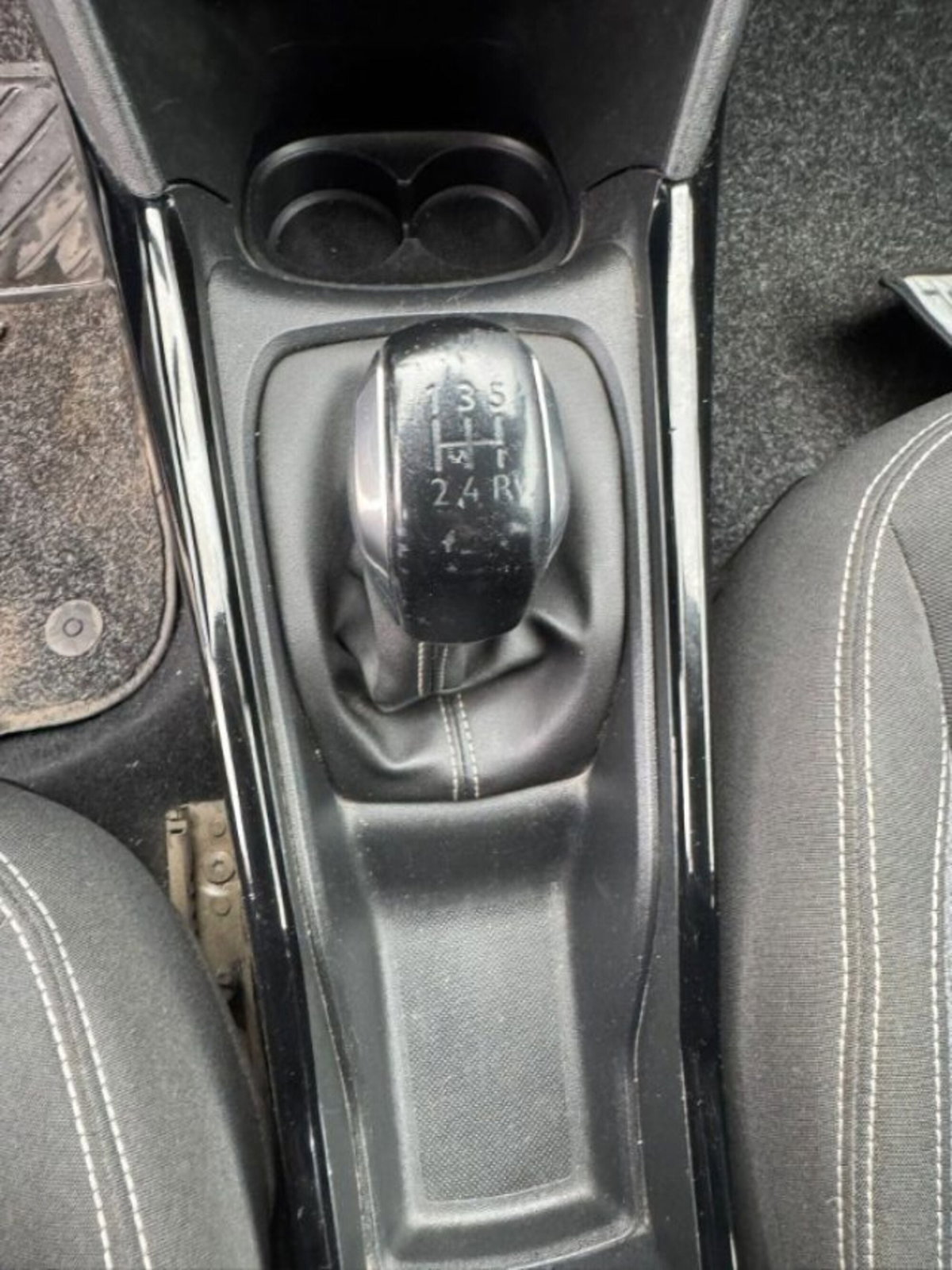 Peugeot 2008 82 Active (12)
