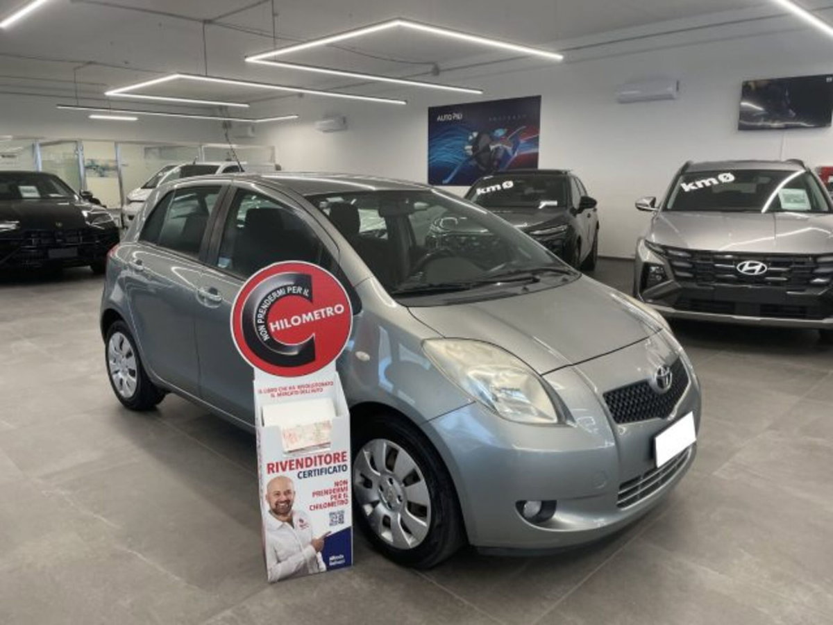 Toyota Yaris 1.3 5 porte Sol