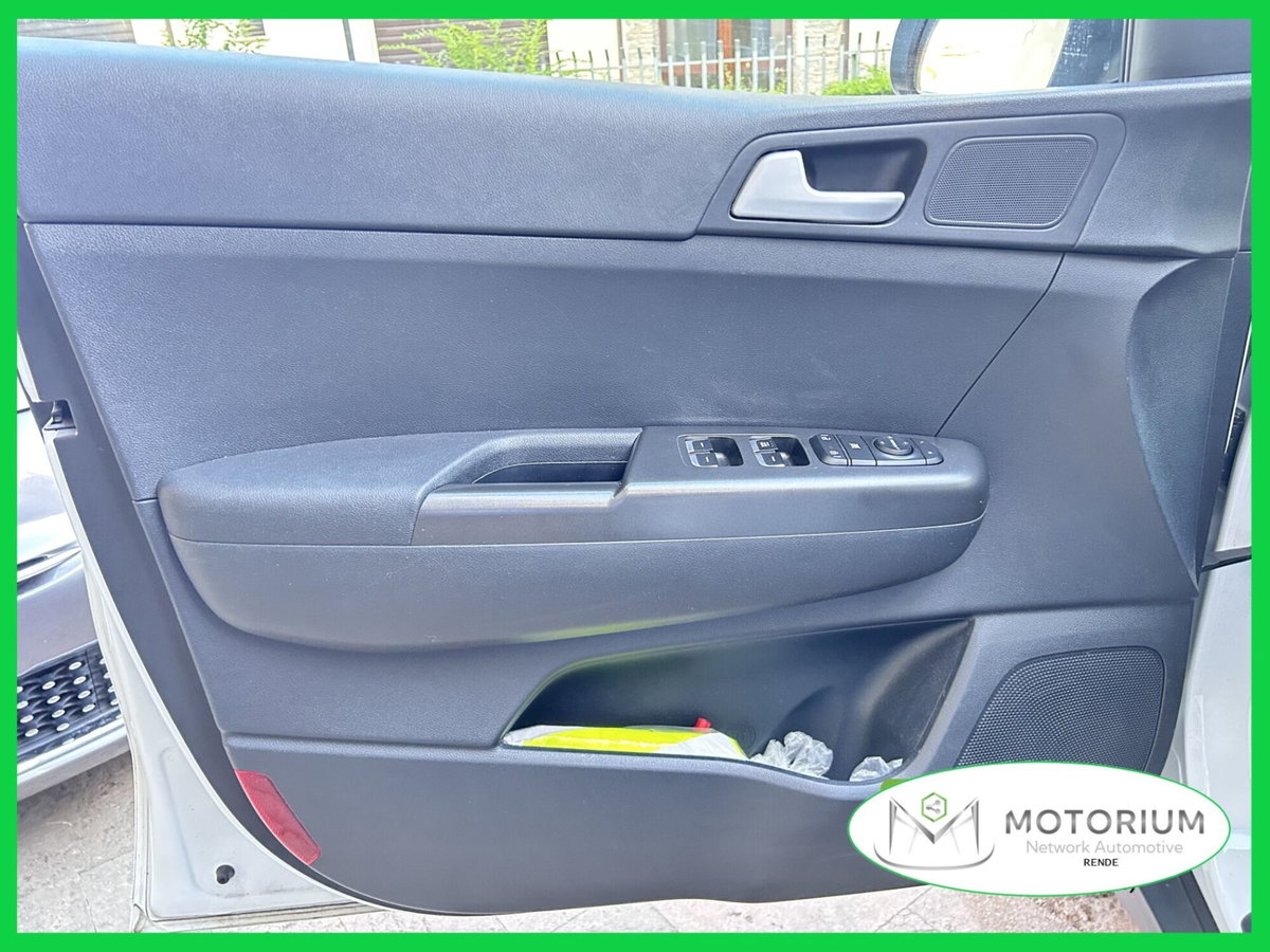 Kia Sportage 1.7 CRDI 2WD Active (14)