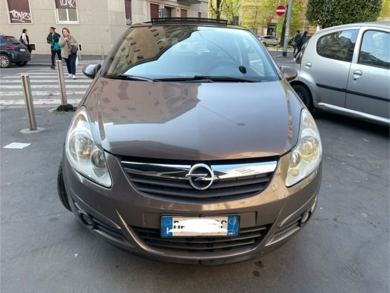 Opel Corsa 1.2 3 porte Club