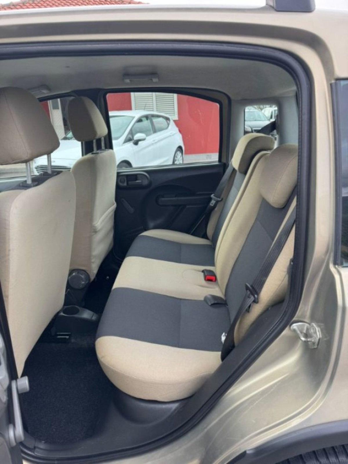 Fiat Panda 1.3 MJT 16V 4x4 Climbing (6)