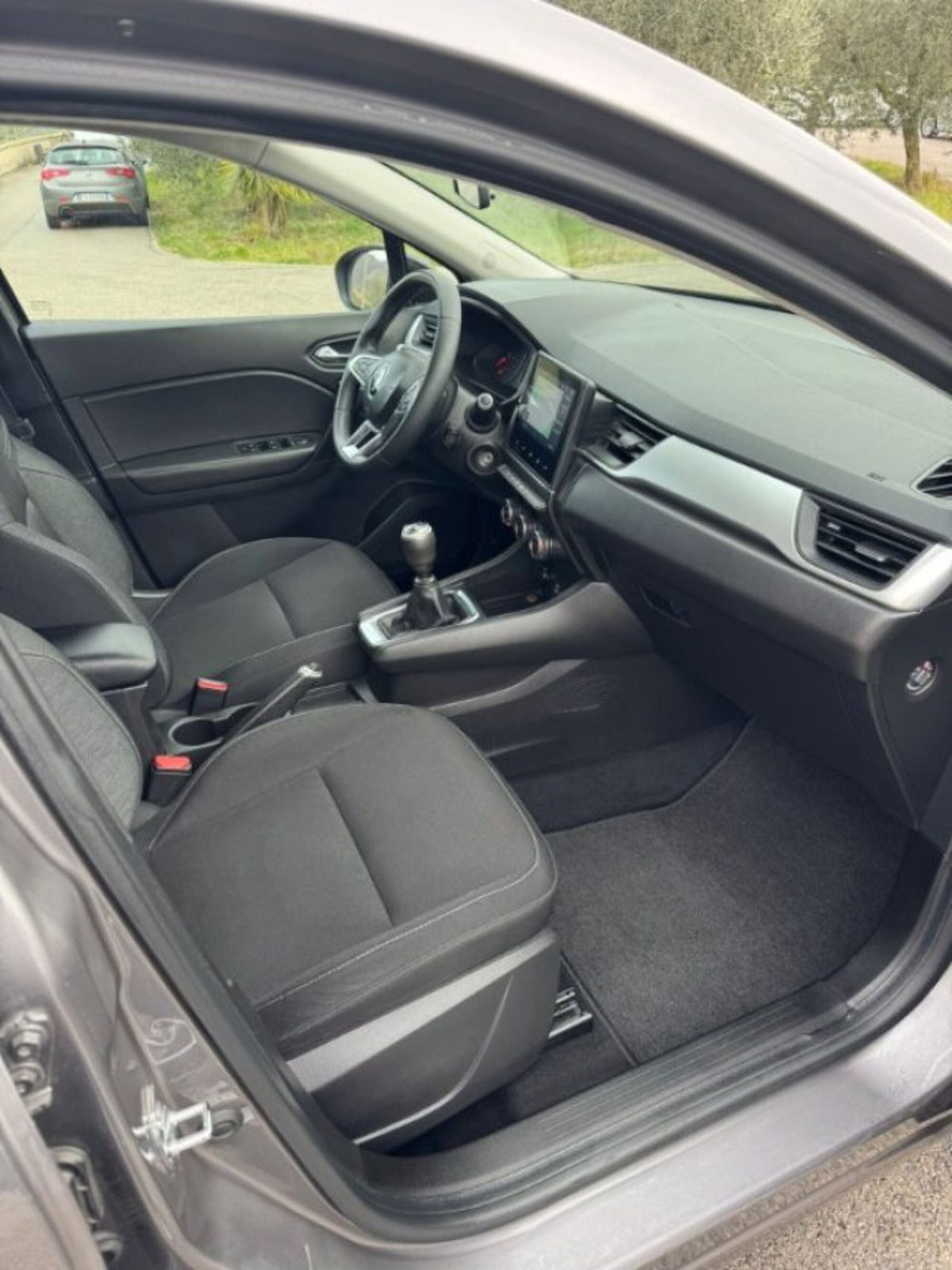 Renault Captur Blue dCi 95 CV Intens (13)