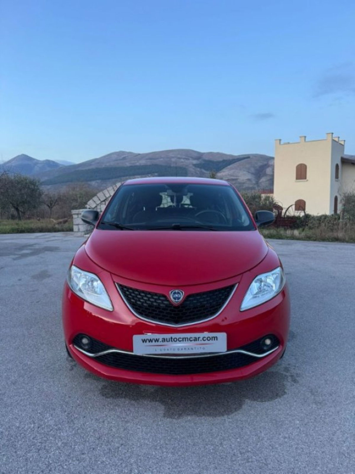 Lancia Ypsilon 1.2 69 CV 5 porte GPL Ecochic Gold (2)