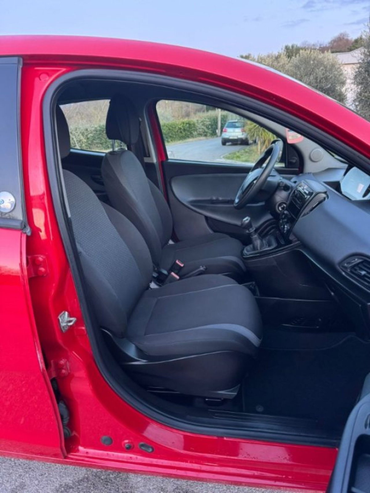 Lancia Ypsilon 1.2 69 CV 5 porte GPL Ecochic Gold (9)