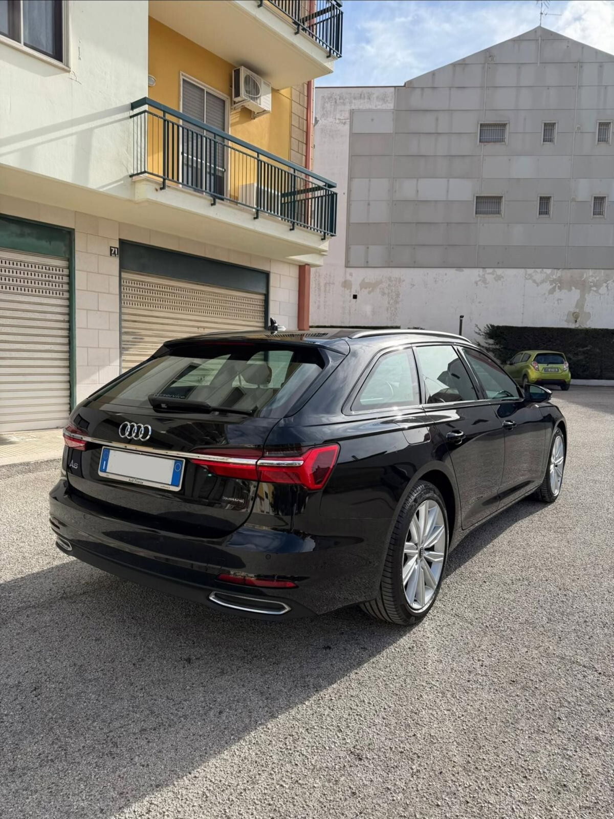 Audi A6 Avant 40 2.0 TDI quattro ultra S tronic Business (5)