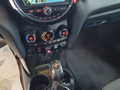 MINI Mini Cabrio 1.5 Cooper D Boost Cabrio (15)