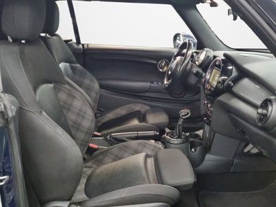 MINI Mini Cabrio 1.5 Cooper D Boost Cabrio (17)