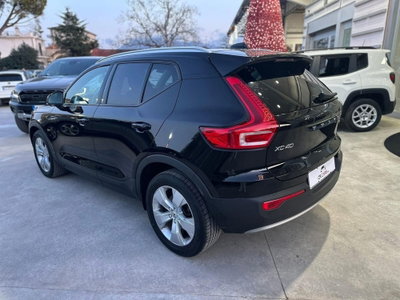 Volvo XC40 D3 Geartronic Momentum Pro (4)