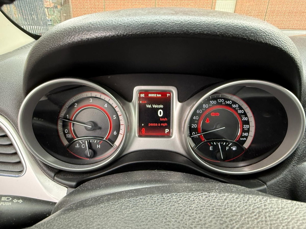 Fiat Freemont 2.0 Multijet 170 CV Lounge (11)